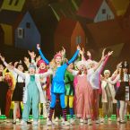 Фото из спектакля DREAMER AND HIS FRIENDS
