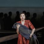 Фото из спектакля LOVE IN WAR