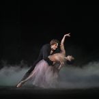 Фото из спектакля WUTHERING HEIGHTS